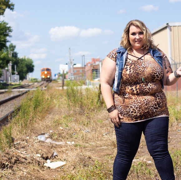 Distressed Denim Vest - Picture 2 of 3